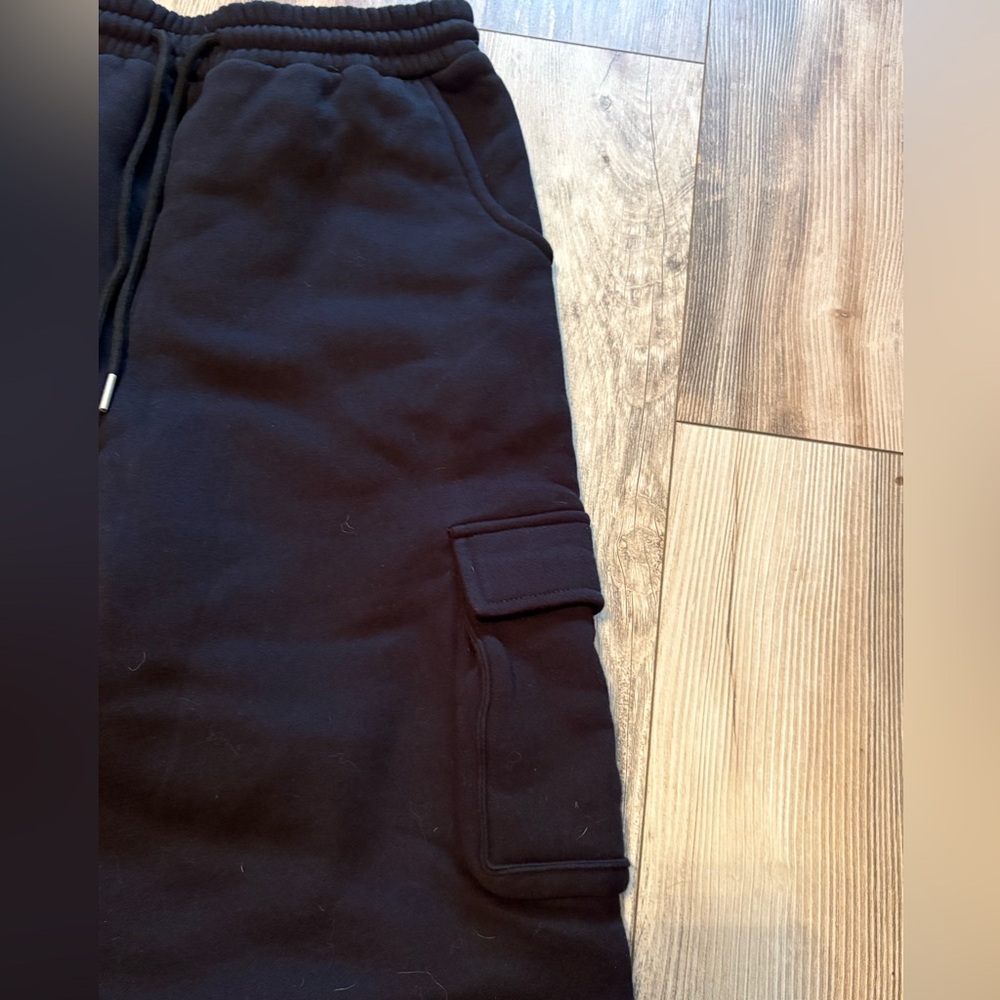 NWOT High Waist Black Cargo Sweatpants - Picture 2 of 6